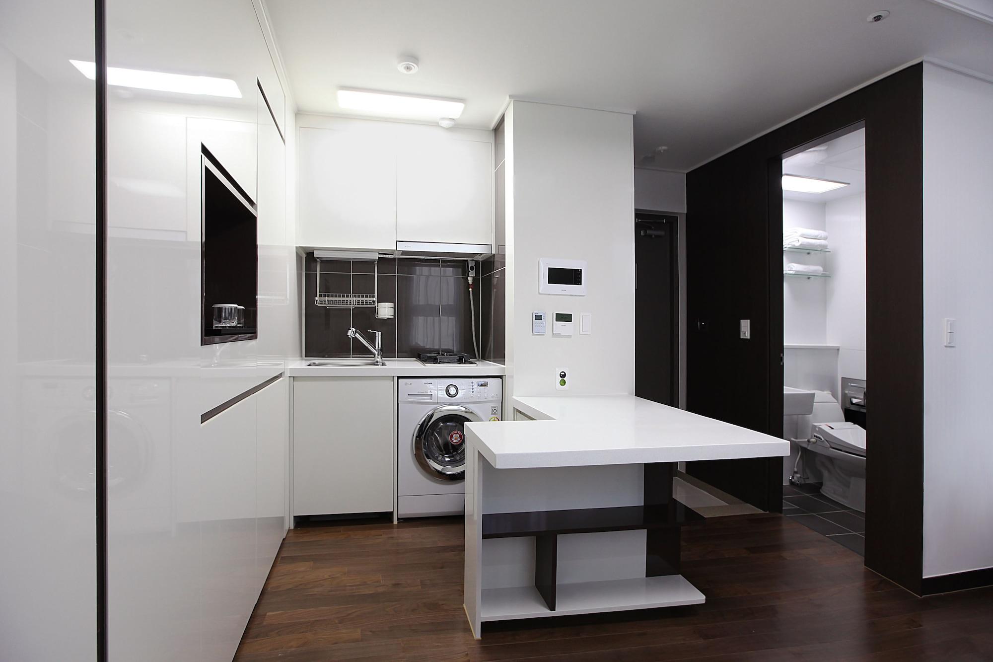 Urban Place Gangnam 3*